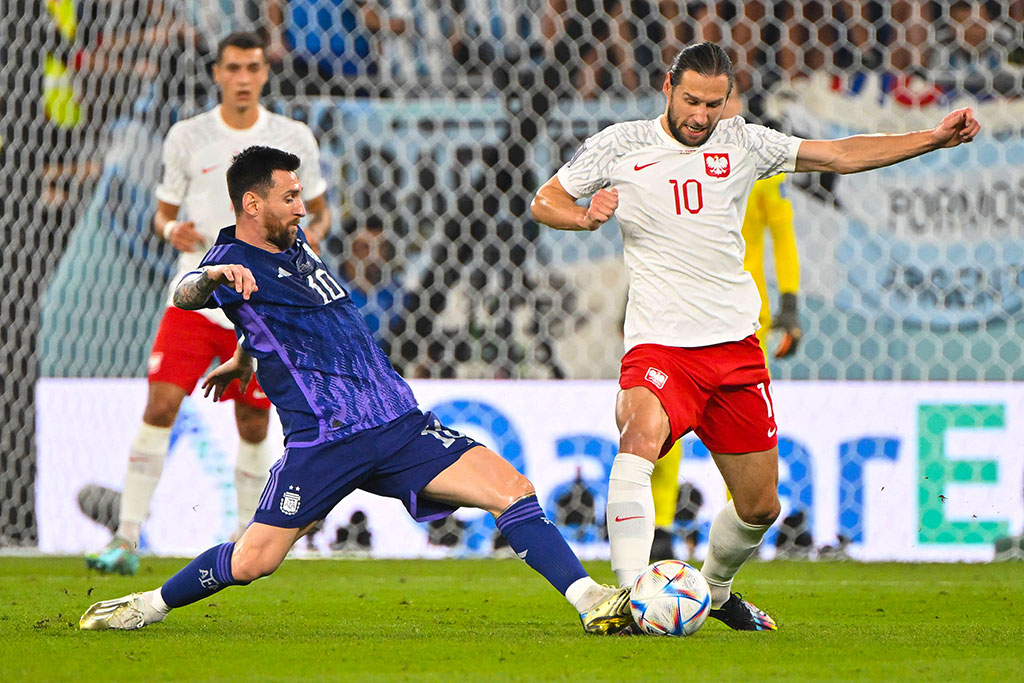 Аргентина победила Польшу в матче ЧМ-2022
