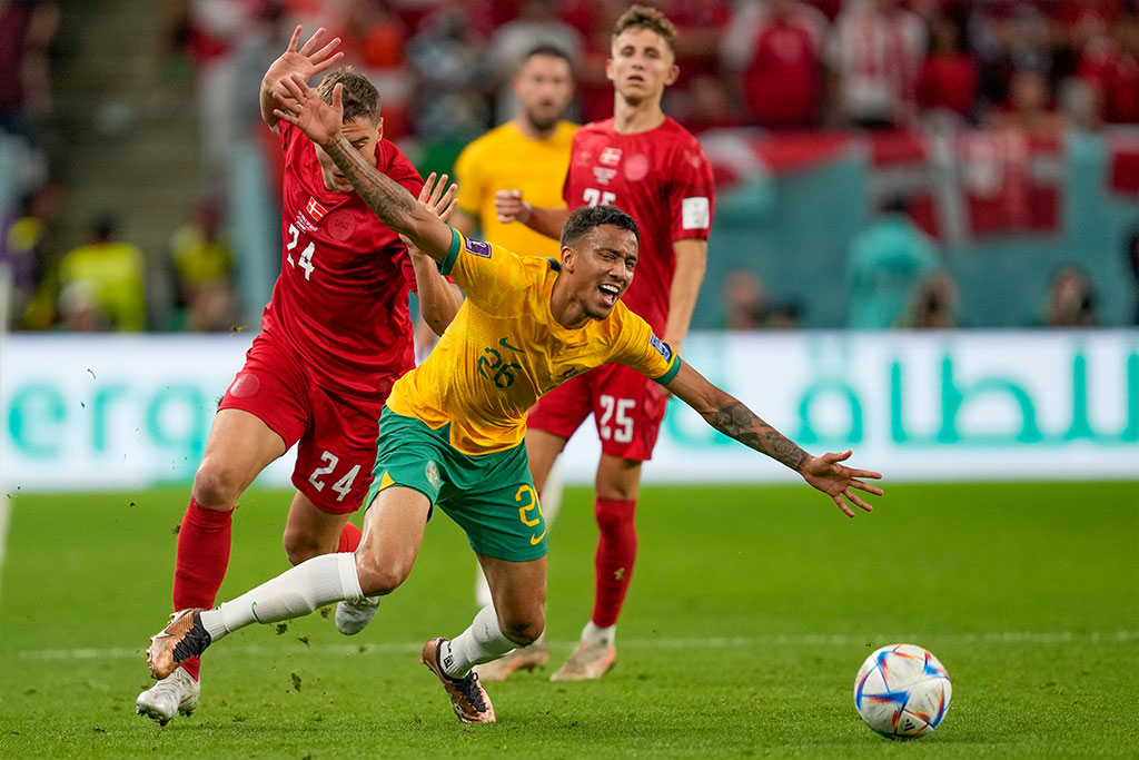 Австралия обыграла Данию в матче ЧМ-2022