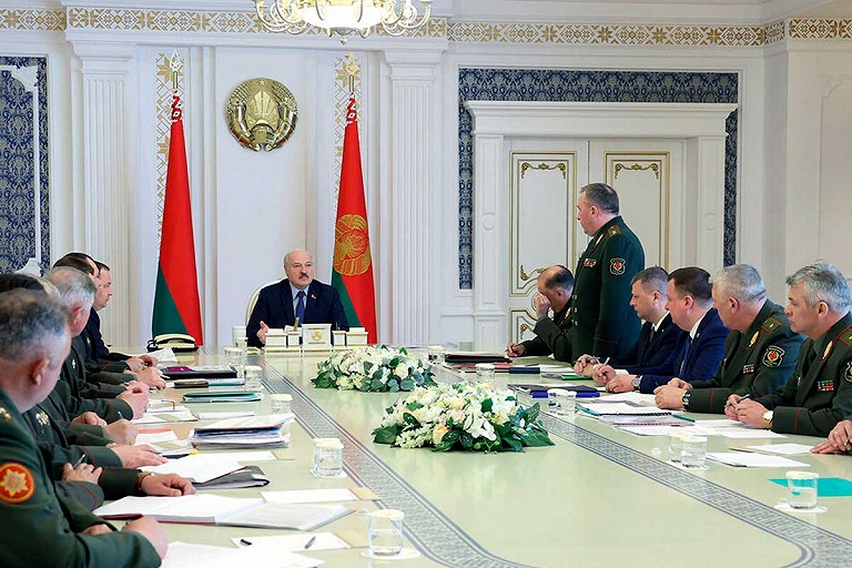 Украина многому научила: Лукашенко рассказал об оснащении белорусских войск