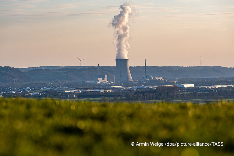 Жизнь без "мирного" атома: Германия закрывает последние три АЭС