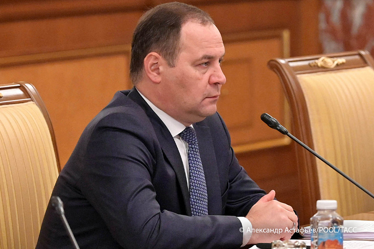 Головченко рассказал, как вырастут зарплаты и цены в 2023 году