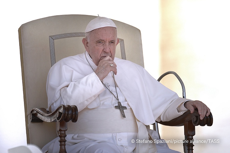Папа Римский считает, что в мире объявлена третья мировая война