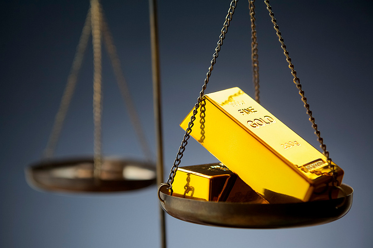Цены на золото превзошли прогнозы – стоит ли покупать сейчас