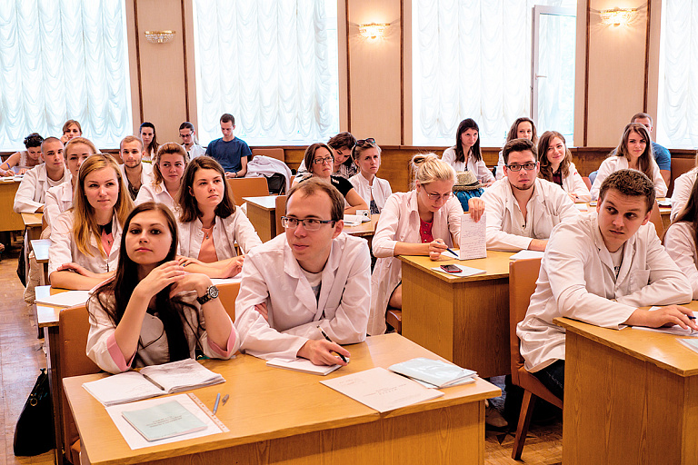 Стало известно, во сколько обойдется отказ от распределения медику