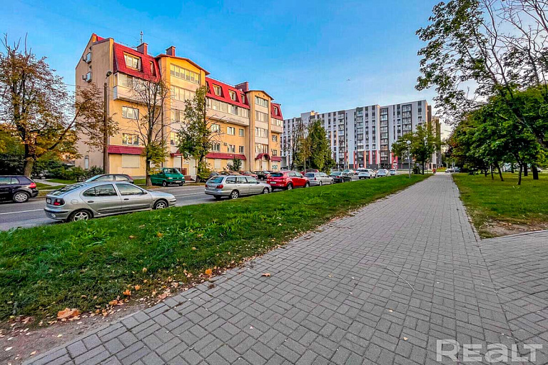 В Минске продают трехэтажную квартиру – вот как она выглядит