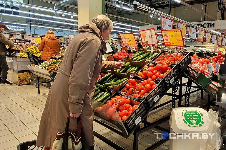 Лукашенко запретил повышать цены в Беларуси