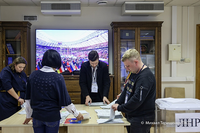 В Донбассе и Запорожье обнародованы результаты референдумов