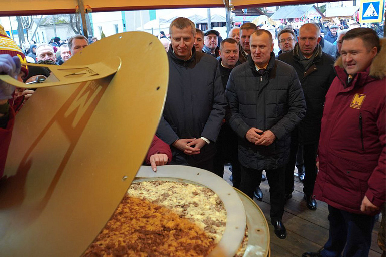 Могилевский мясокомбинат выпустил банку тушенки весом в полтонны