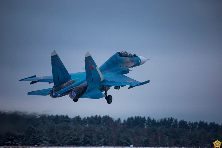 Беларусь получит российские вертолеты Ми-35М и самолеты Су-30СМ