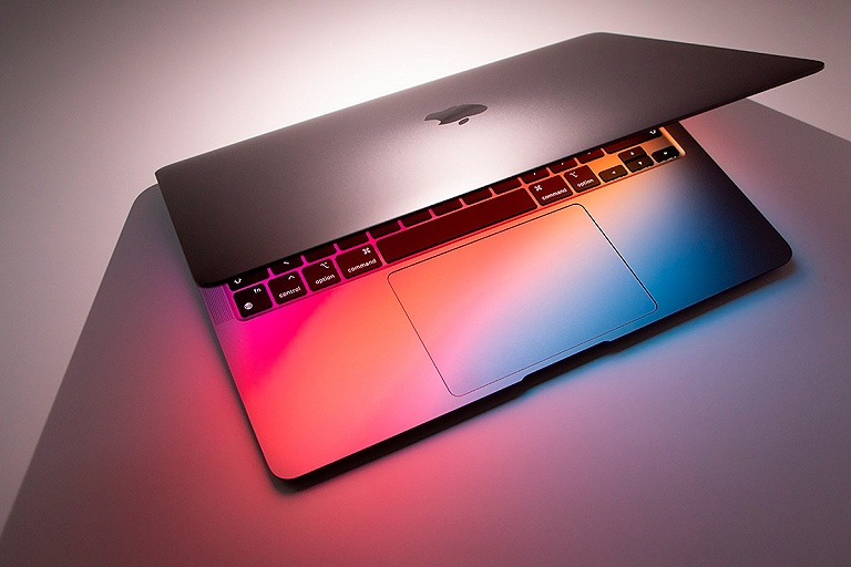 Мал да дорог: Apple выпустит самый компактный ноутбук в своей истории