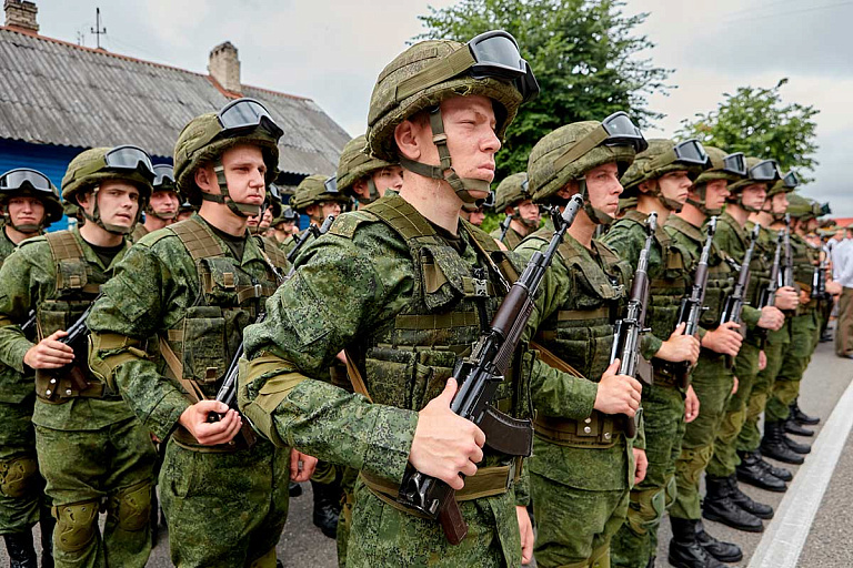 У Беларуси и России появятся учебно-боевые центры: ратифицировано соглашение