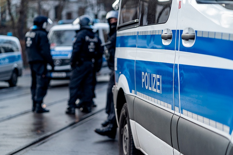 В Германии задержаны 25 человек по подозрению в подготовке к госперевороту