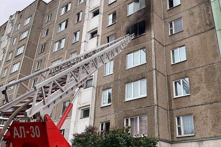 Мужчина с малолетним сыном погибли из-за пожара в минской квартире