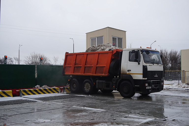 В Минске начал работу снегосплавной пункт – раньше обычного