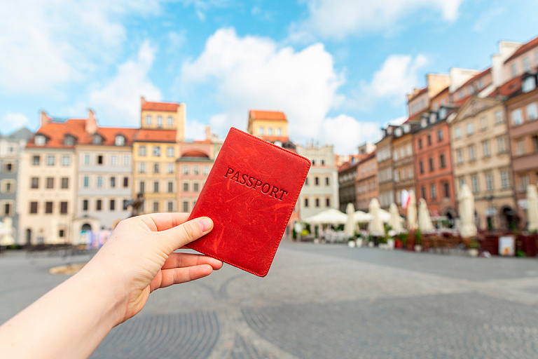 В визовых центрах Польши ввели отдельную регистрацию для некоторых белорусов