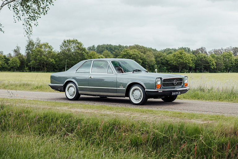 Уникальный Mercedes-Benz 300 SEL хотят продать за $500 тысяч