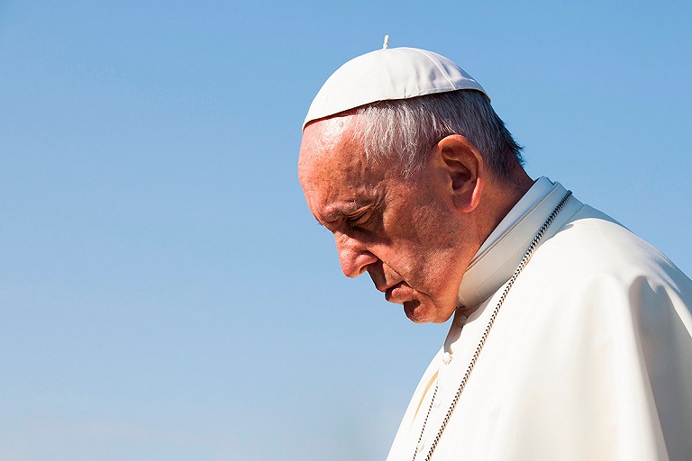 Папа Римский Франциск может покинуть пост из-за проблем со здоровьем