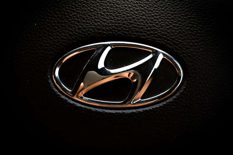Hyundai увольняет российских рабочих