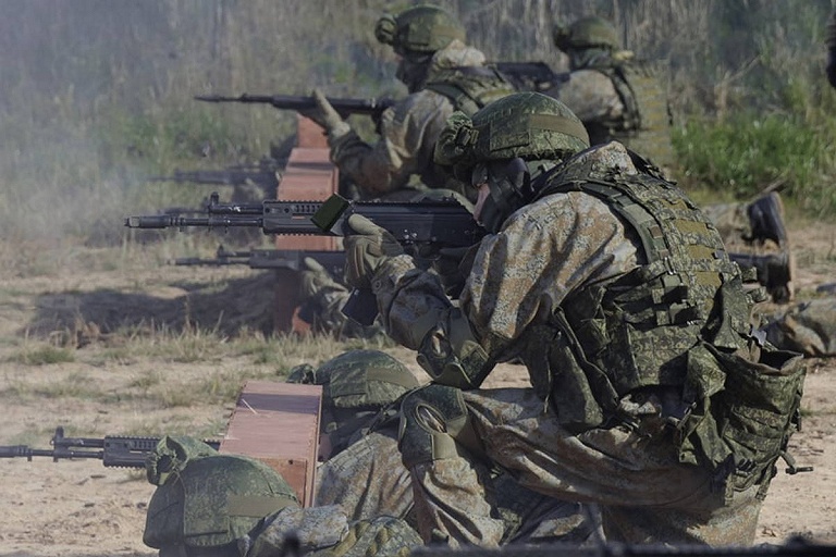 Беларусь и Россия создадут учебно-боевые центры для военнослужащих