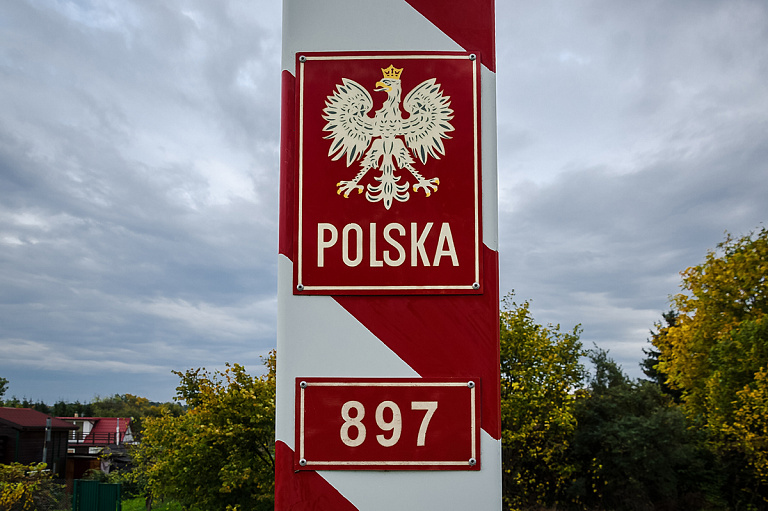 Польша сообщила, сколько солдат сейчас на границе с Беларусью