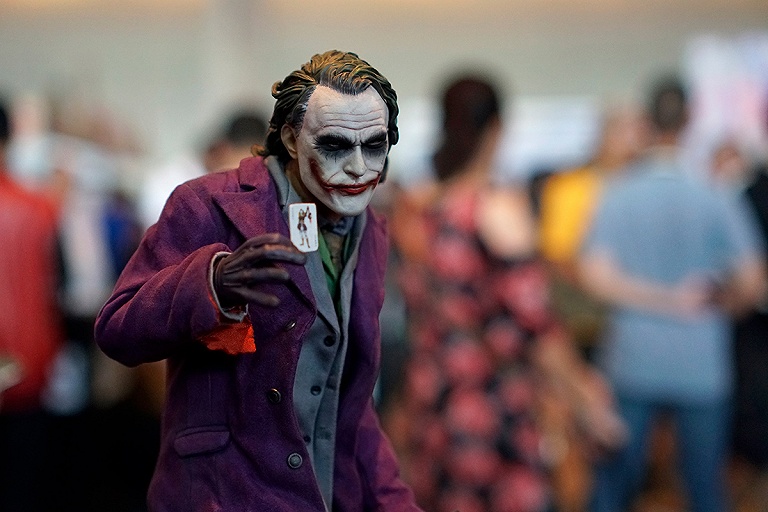 Как должен был выглядеть Джокер Джареда Лето — пробный образ на закадровых фото «Отряда самоубийц»