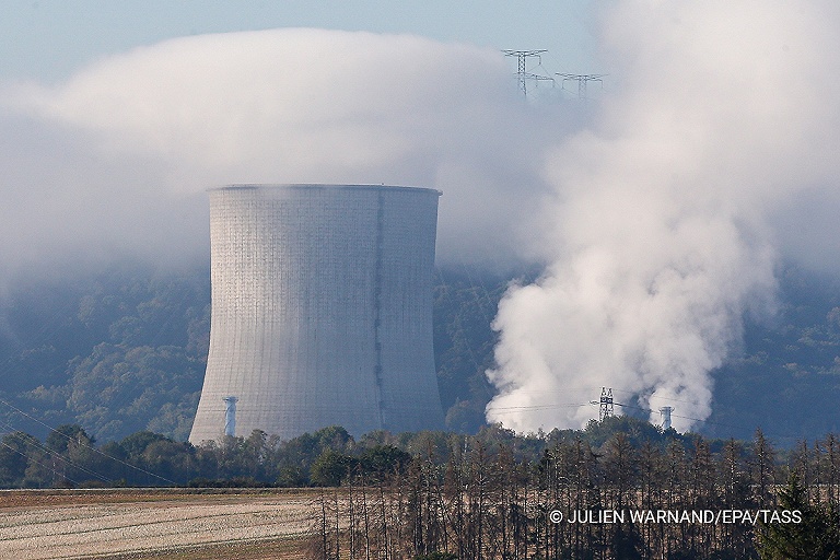 Франция сократит производство атомной энергии из-за жары