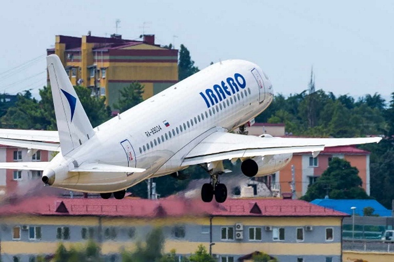 В России запустили первый авиарейс без младенцев на борту