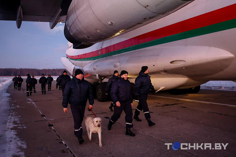 Белорусские спасатели прилетели в Турцию
