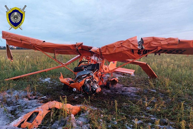 Под Слонимом упал легкомоторный самолет, оба пилота погибли