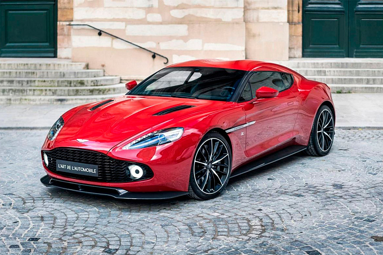 В Кургане продают один из 99 суперкаров Aston Martin Vanquish Zagato