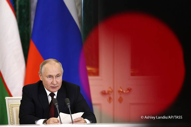 Лукашенко пожелал Путину неисчерпаемых жизненных сил