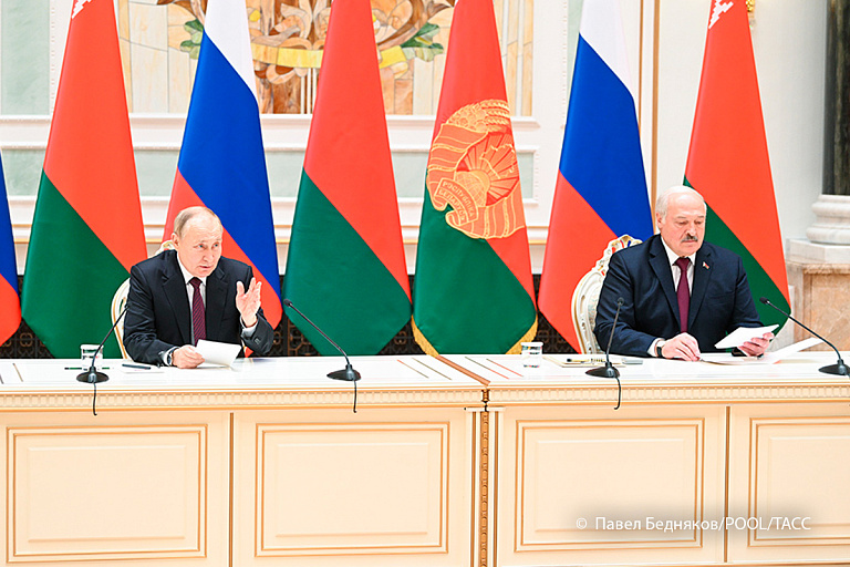 Путин приехал на переговоры с Лукашенко: ключевые заявления