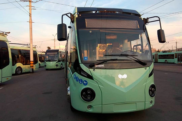 По проспекту Независимости в Минске снова ездят троллейбусы – видео