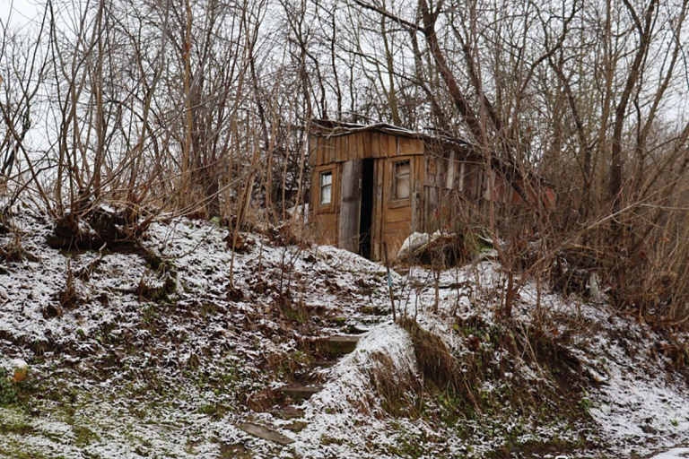 В Гродно продают дом площадью в девять "квадратов"