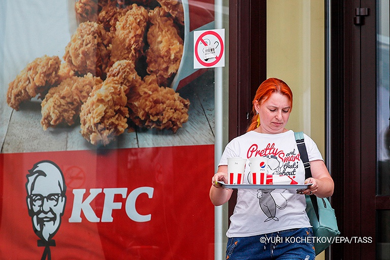 Владелец KFC продал свои рестораны в России – теперь это будет Rostic’s