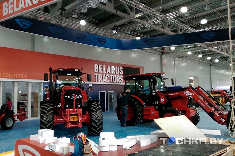 Два беспилотных трактора МТЗ покажут на выставке в Москве