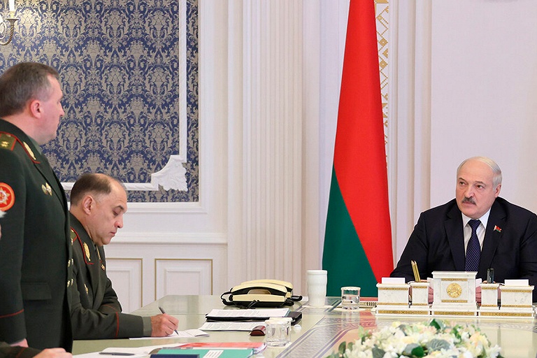 Лукашенко поручил КГБ провести контртеррористические мероприятия