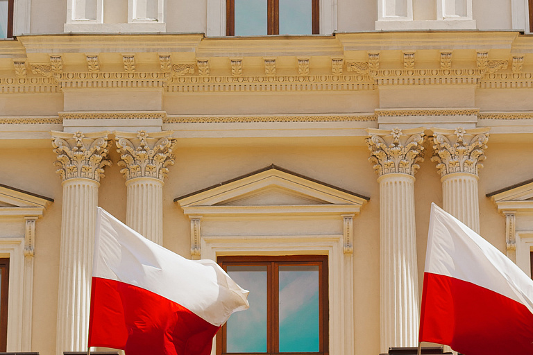 Польша решила выслать из страны белорусского военного атташе – СМИ