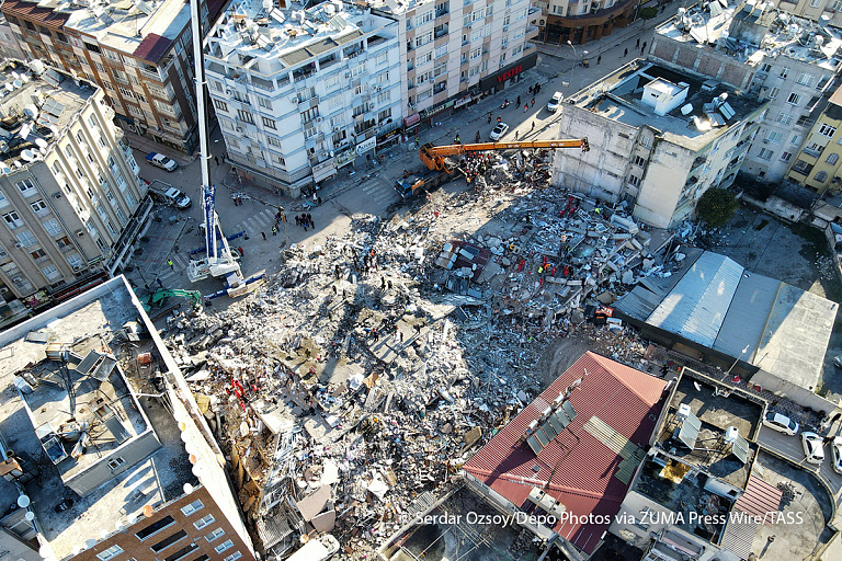 С четырьмя пропавшими после землетрясения в Турции белорусами нет связи