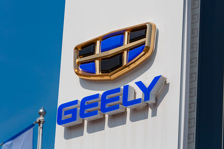 Новый указ Лукашенко обязует часть чиновников пересесть на Geely