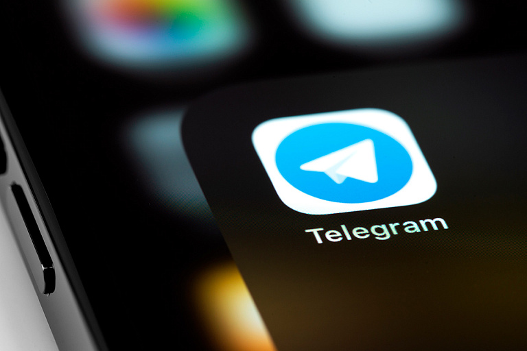 Предлагают узнать себя на фото: раскрыта новая схема обмана в Telegram