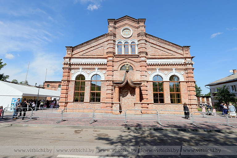 В Витебске после реконструкции открылась синагога, где молился отец Шагала