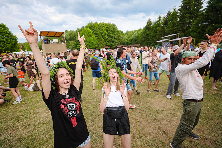 Фолк-фестиваль "Свята Сонца" пройдет в "Дудутках": как отметят Купалье