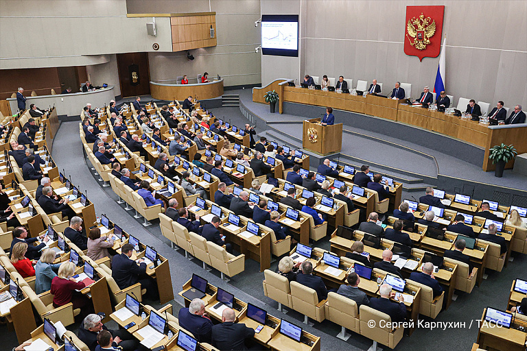В российской Госдуме задумались о проверке сексуальной ориентации чиновников