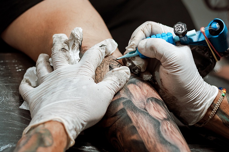 Татуировки в работах художника, дизайнера и меломана по имени РэдЭйп