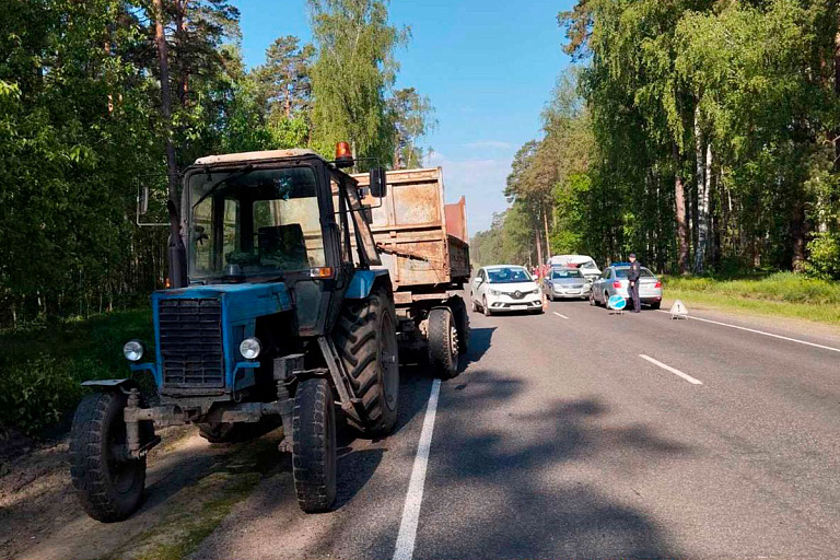 В Рогачевском районе пассажир погиб в аварии с участием трактора