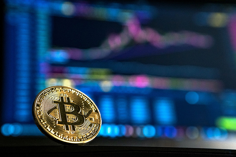 Курс Bitcoin преодолел отметку в $21 тысячу вопреки прогнозам экспертов