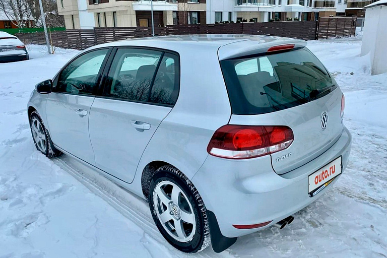 Старый Volkswagen Golf VI продают почти за $20 тысяч