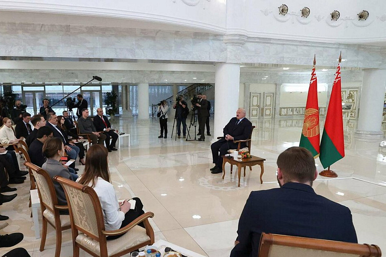 Беларусь не намерена вводить войска в Украину – Лукашенко