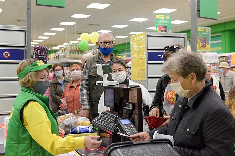 Дискаунтеры наступают: как магазины низких цен захватывают рынок Беларуси